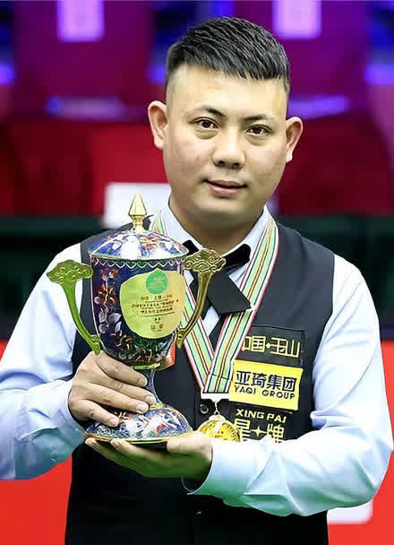 员树立了榜 员树立了榜