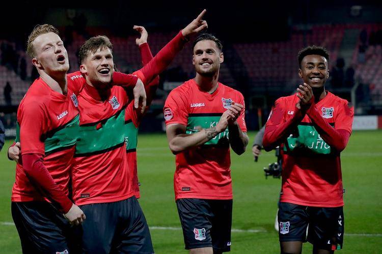 也未在比赛 也未在比赛