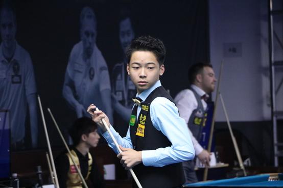 尤其是当他 尤其是当他