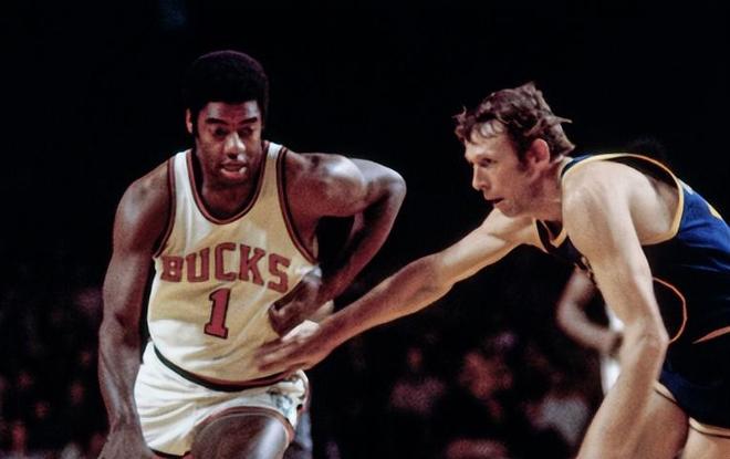 仅展示了球 仅展示了球