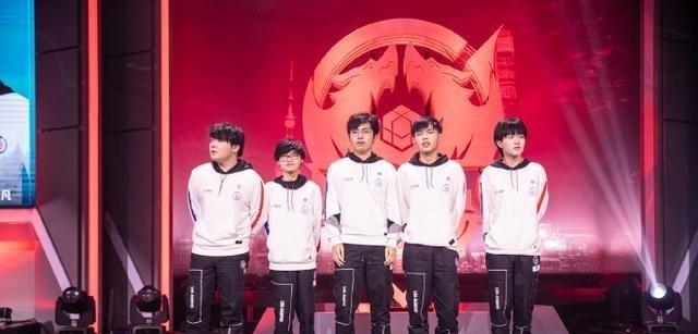 在最近的U 在最近的U